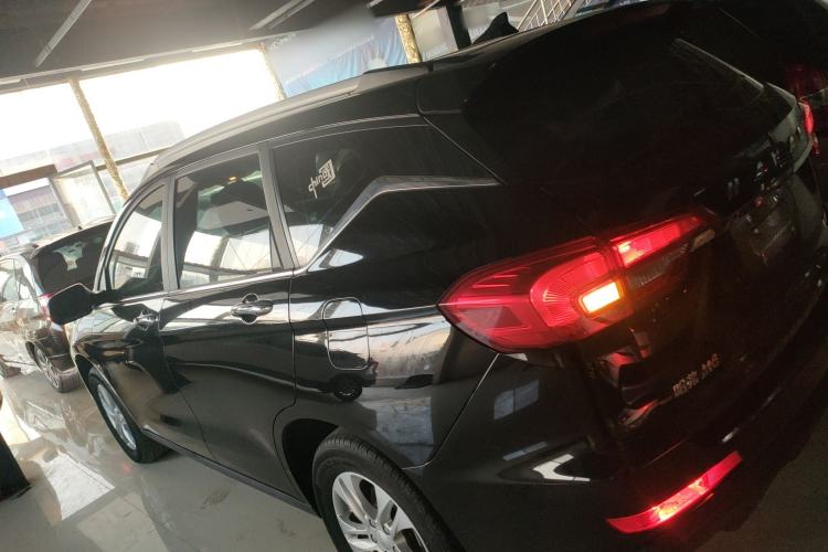 Used Haval M6 2019 1.5T Manual Two-Wheel Drive Elite Version China VI Standard Left Side