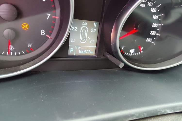 Used Haval M6 2019 1.5T DCT Two-Wheel Drive Value Edition China VI Standard Odometer Close Up