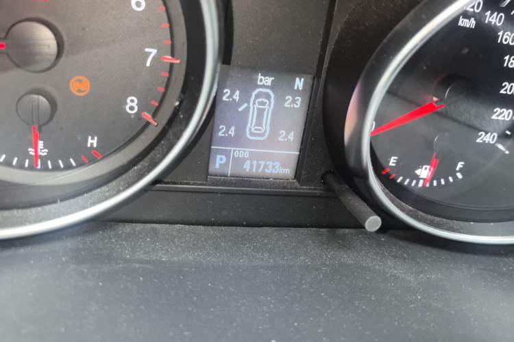 Used Haval M6 2019 1.5T DCT Two-Wheel Drive Elite Version China VI Standard Odometer Close Up