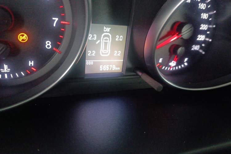 Used Haval M6 2019 1.5T Manual Two-Wheel Drive Elite Version China VI Standard Odometer Close Up
