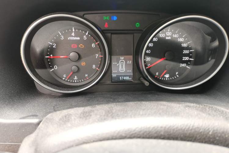 Used Haval M6 2019 1.5T Manual Two-Wheel Drive Elite Version China VI Standard Odometer Close Up
