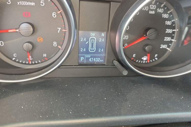 Used Haval M6 2019 1.5T DCT Two-Wheel Drive Value Edition China VI Standard Odometer Close Up