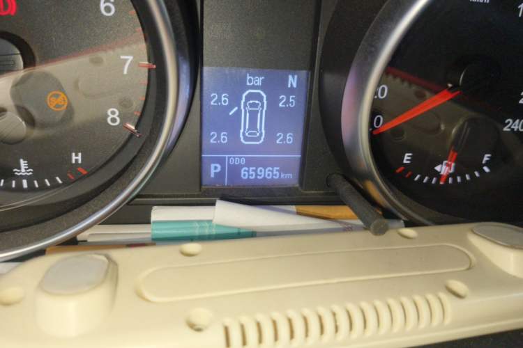Used Haval M6 2019 1.5T DCT Two-Wheel Drive Elite Version China V Standard Odometer Close Up