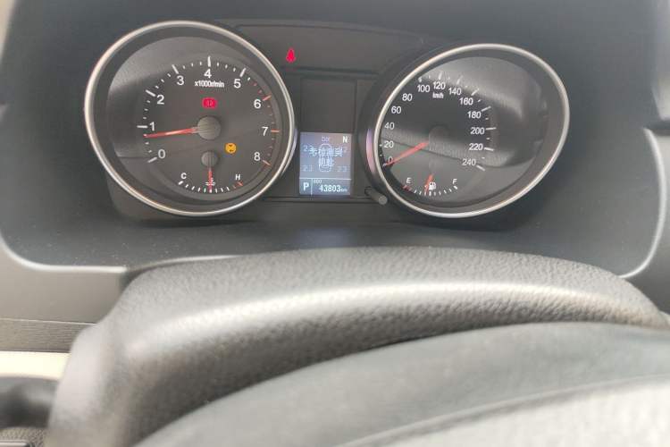 Used Haval M6 2019 1.5T DCT Two-Wheel Drive Elite Version China V Standard Odometer Close Up