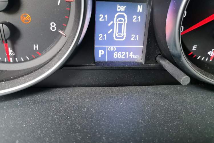 Used Haval M6 2019 1.5T DCT Two-Wheel Drive Value Edition China VI Standard Odometer Close Up