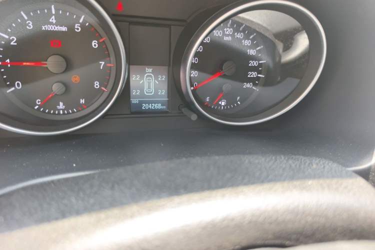 Used Haval M6 2019 1.5T Manual Two-Wheel Drive Elite Version China VI Standard Odometer Close Up