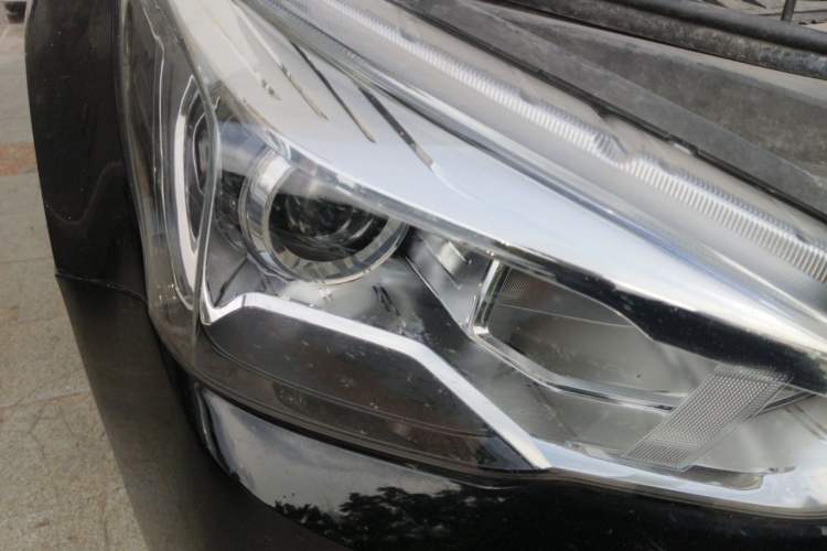 Used Haval M6 2019 1.5T DCT Two-Wheel Drive Elite Version China V Standard Right Front Headlight