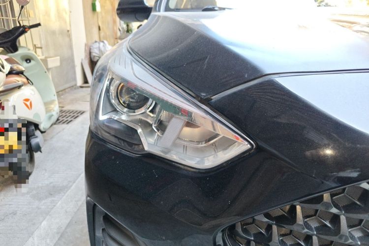 Used Haval M6 2019 1.5T DCT Two-Wheel Drive Elite Version China V Standard Right Front Headlight