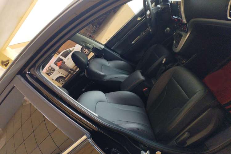Used Haval M6 2019 1.5T DCT Two-Wheel Drive Value Edition China VI Standard Right Front Seat