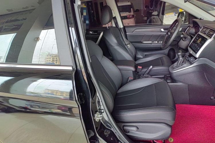 Used Haval M6 2019 1.5T DCT Two-Wheel Drive Value Edition China VI Standard Right Front Seat