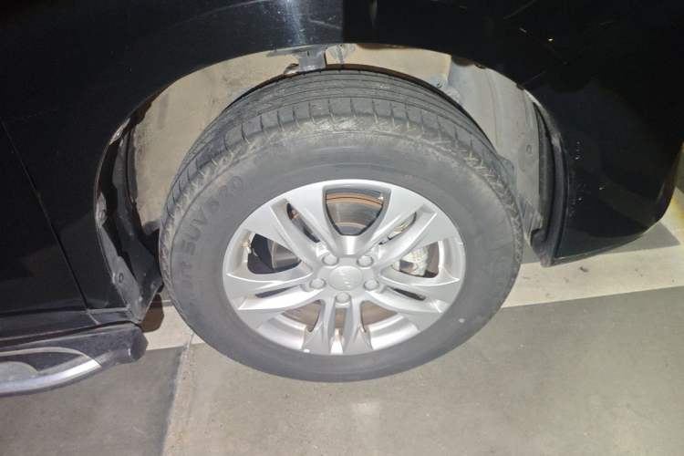 Used Haval M6 2019 1.5T DCT Two-Wheel Drive Value Edition China VI Standard Right Front Wheel Hub