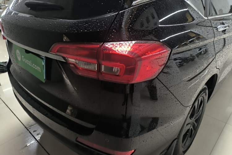 Used Haval M6 2019 1.5T DCT Two-Wheel Drive Value Edition China VI Standard Right Rear Taillight