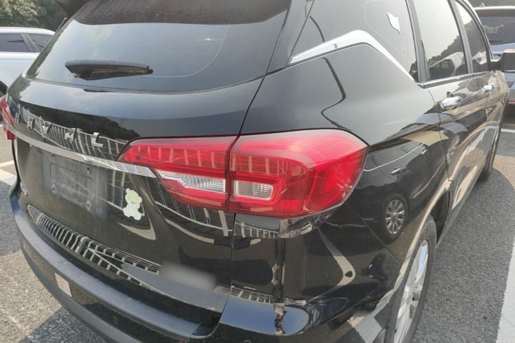 Used Haval M6 2019 1.5T DCT Two-Wheel Drive Elite Version China VI Standard Right Rear Taillight