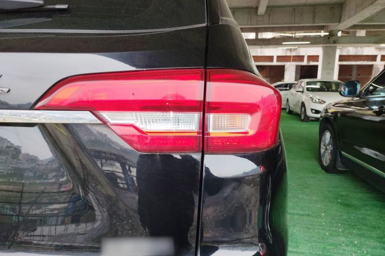 Used Haval M6 2019 1.5T DCT Two-Wheel Drive Value Edition China VI Standard Right Rear Taillight