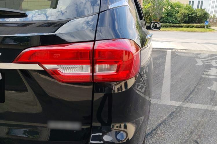 Used Haval M6 2019 1.5T DCT Two-Wheel Drive Value Edition China VI Standard Right Rear Taillight