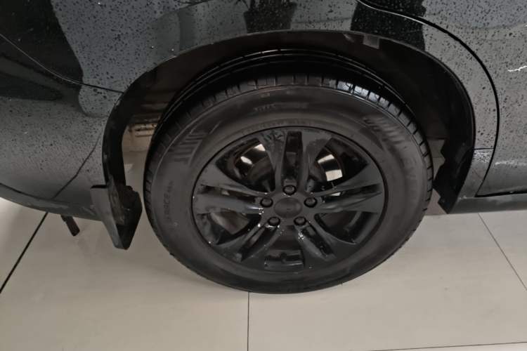 Used Haval M6 2019 1.5T DCT Two-Wheel Drive Value Edition China VI Standard Right Rear Wheel Hub