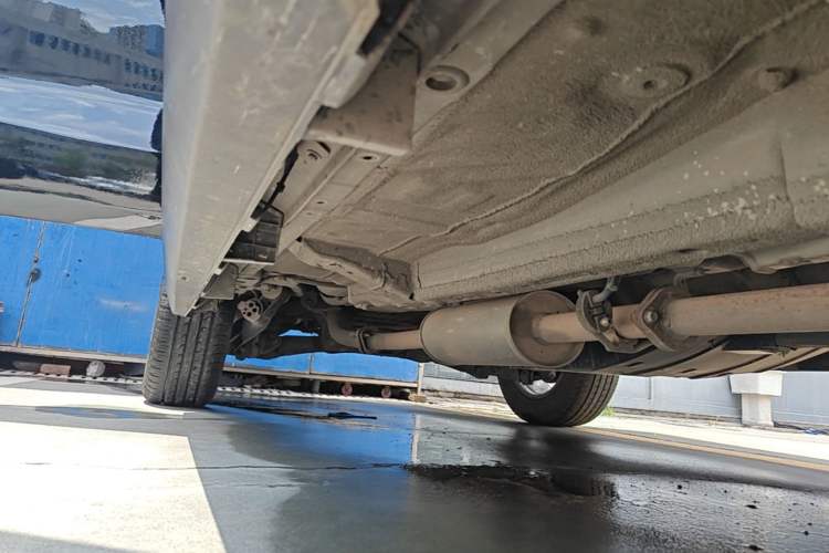 Used Haval M6 2019 1.5T DCT Two-Wheel Drive Elite Version China VI Standard Right Side Sill