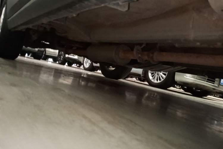 Used Haval M6 2019 1.5T DCT Two-Wheel Drive Elite Version China VI Standard Right Side Sill