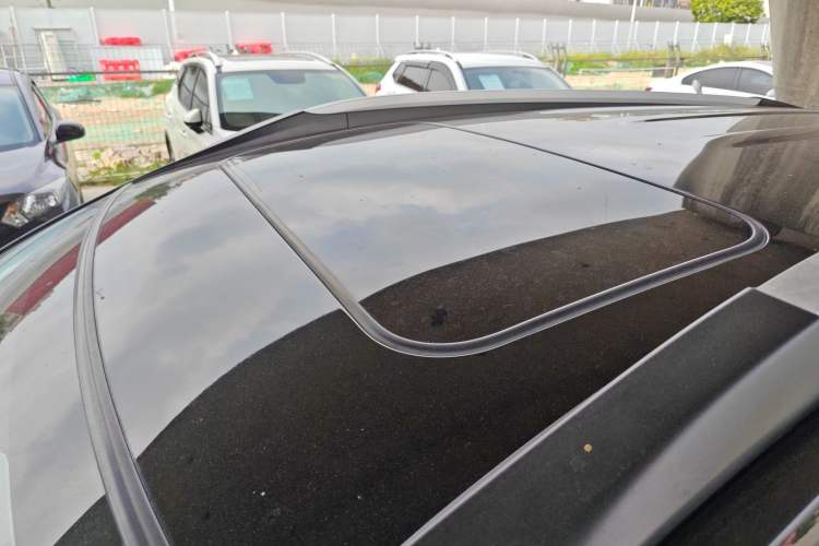 Used Haval M6 2019 1.5T DCT Two-Wheel Drive Elite Version China VI Standard Roof