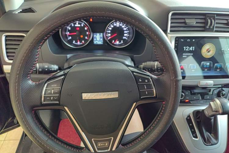 Used Haval M6 2019 1.5T DCT Two-Wheel Drive Value Edition China VI Standard Steering Wheel