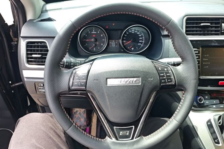 Used Haval M6 2019 1.5T DCT Two-Wheel Drive Elite Version China VI Standard Steering Wheel