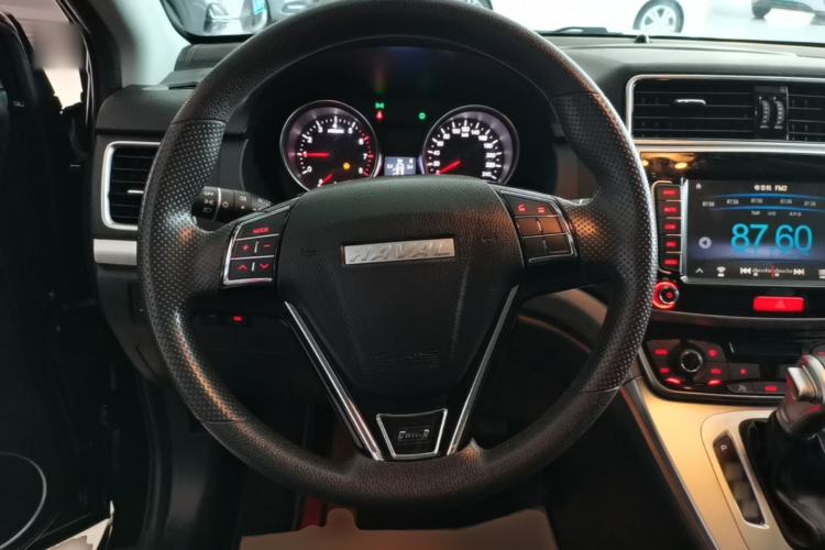 Used Haval M6 2019 1.5T DCT Two-Wheel Drive Value Edition China VI Standard Steering Wheel