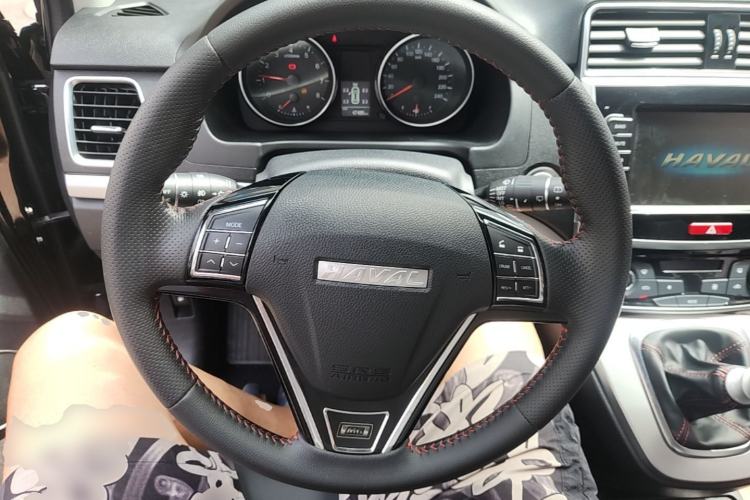 Used Haval M6 2019 1.5T Manual Two-Wheel Drive Elite Version China VI Standard Steering Wheel