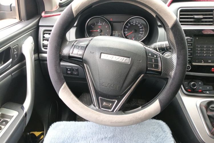 Used Haval M6 2019 1.5T Manual Two-Wheel Drive Urban Version China VI Standard Steering Wheel