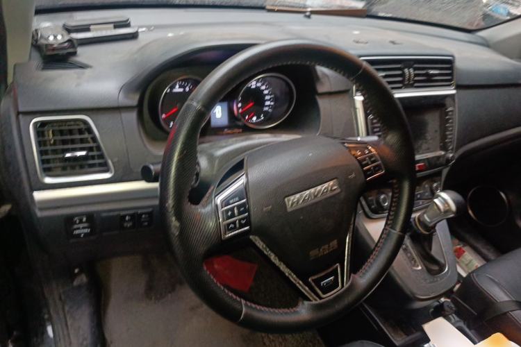 Used Haval M6 2019 1.5T DCT Two-Wheel Drive Elite Version China VI Standard Steering Wheel