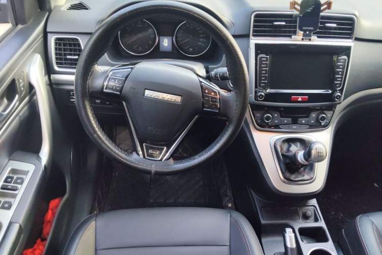 Used Haval M6 2019 1.5T Manual Two-Wheel Drive Elite Version China VI Standard Steering Wheel