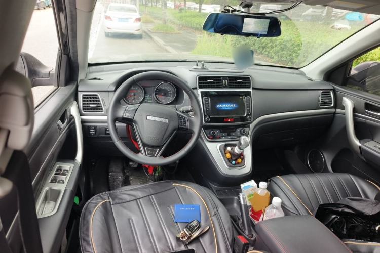 Used Haval M6 2019 1.5T Manual Two-Wheel Drive Elite Version China VI Standard Steering Wheel