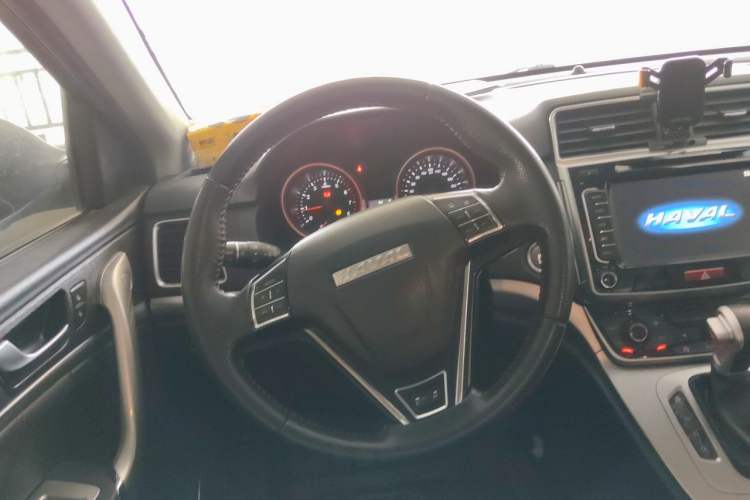 Used Haval M6 2019 1.5T DCT Two-Wheel Drive Elite Version China V Standard Steering Wheel
