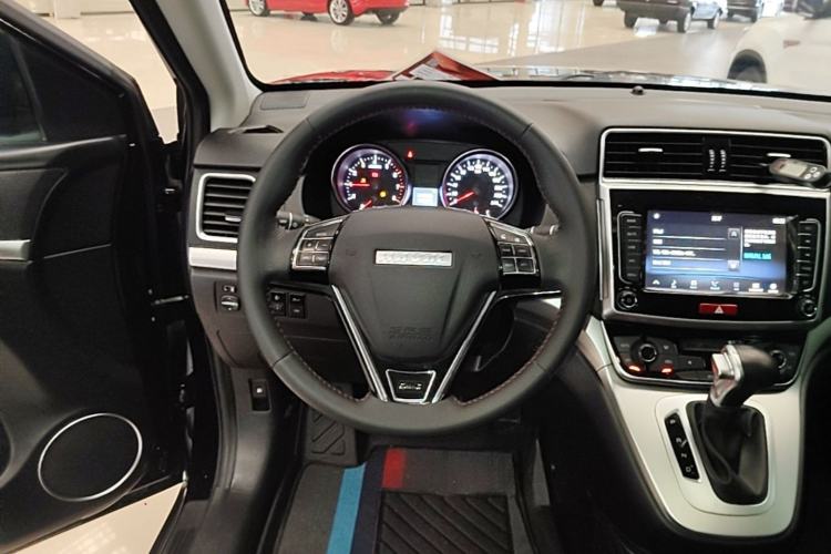 Used Haval M6 2019 1.5T DCT Two-Wheel Drive Elite Version China VI Standard Steering Wheel