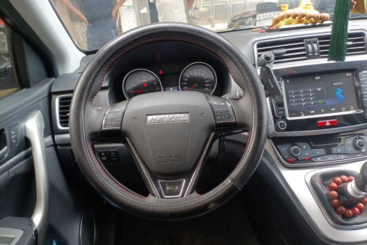 Used Haval M6 2019 1.5T Manual Two-Wheel Drive Elite Version China VI Standard Steering Wheel