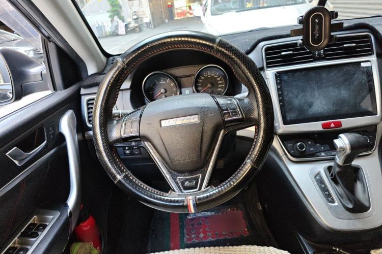 Used Haval M6 2019 1.5T DCT Two-Wheel Drive Elite Version China V Standard Steering Wheel