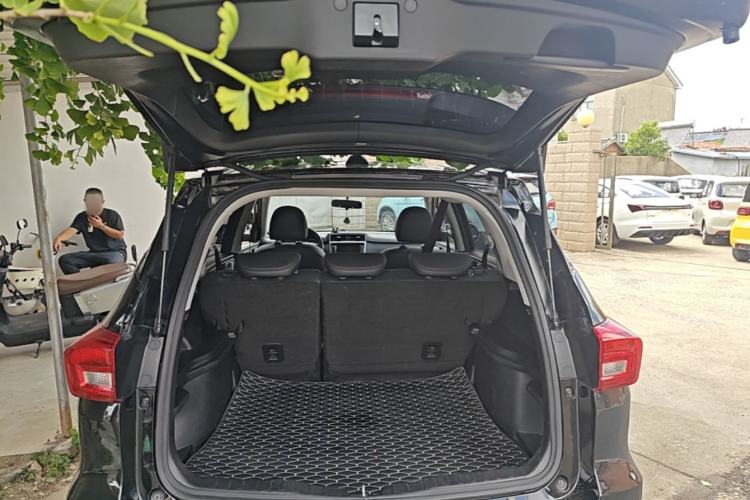 Used Haval M6 2019 1.5T DCT Two-Wheel Drive Value Edition China VI Standard Trunk
