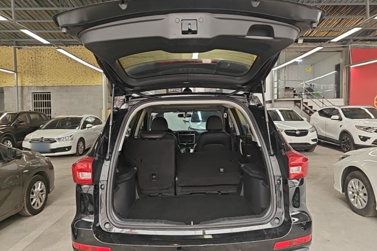 Used Haval M6 2019 1.5T DCT Two-Wheel Drive Elite Version China VI Standard Trunk
