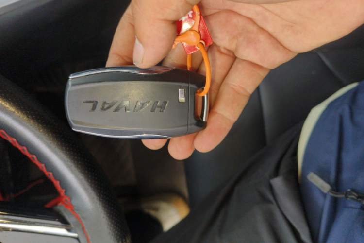 Used Haval M6 2019 1.5T DCT Two-Wheel Drive Elite Version China V Standard Vehicle Key