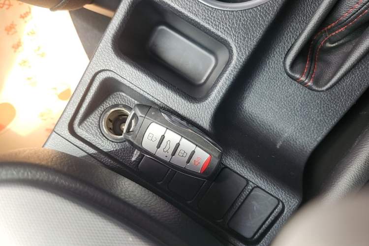Used Haval M6 2019 1.5T Manual Two-Wheel Drive Elite Version China VI Standard Vehicle Key