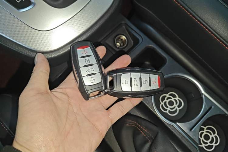 Used Haval M6 2019 1.5T DCT Two-Wheel Drive Elite Version China VI Standard Vehicle Key