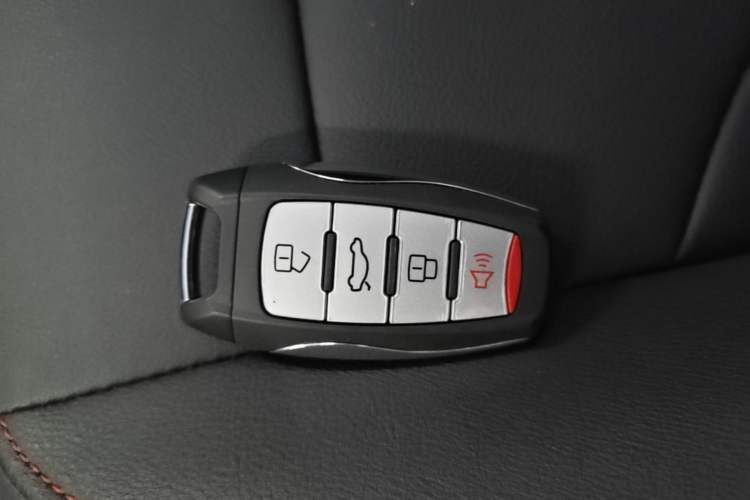 Used Haval M6 2019 1.5T DCT Two-Wheel Drive Value Edition China VI Standard Vehicle Key