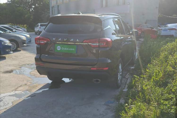 Used Haval M6 2019 1.5T DCT Two-Wheel Drive Elite Version China V Standard Exterior 4