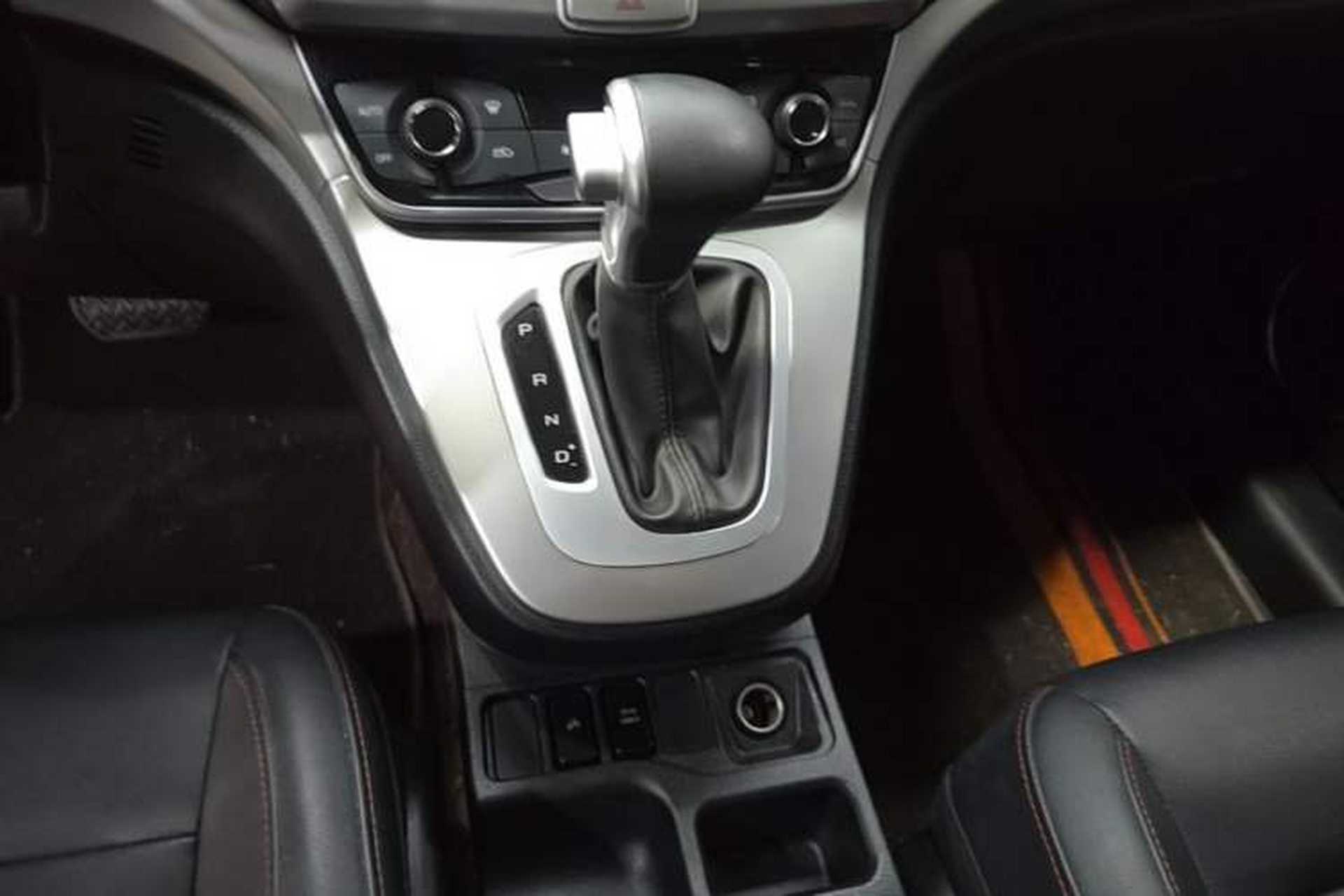 Used Haval M6 2019 1.5T DCT Two-Wheel Drive Value Edition China VI Standard Gear Lever