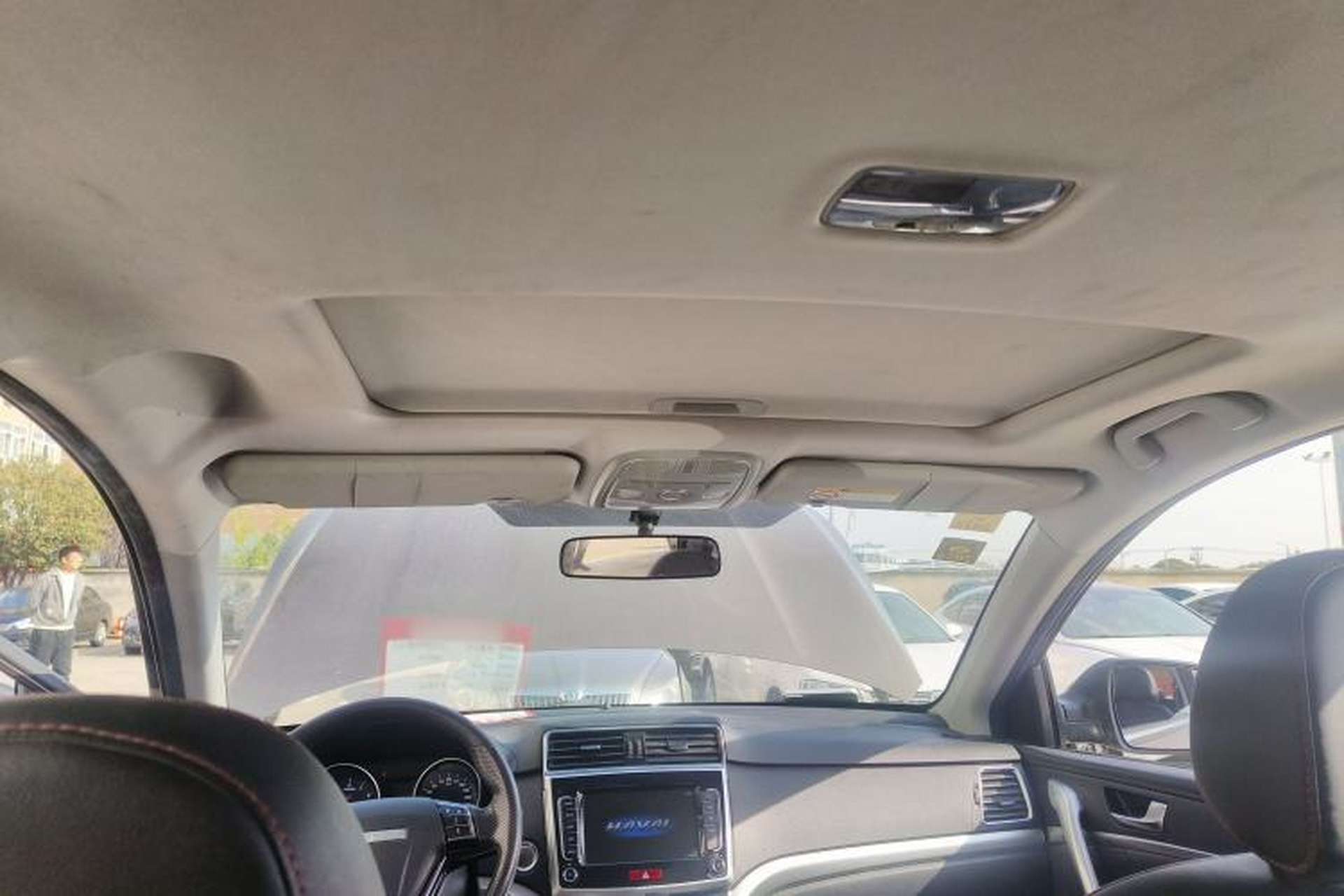 Used Haval M6 2019 1.5T DCT Two-Wheel Drive Value Edition China VI Standard Headliner