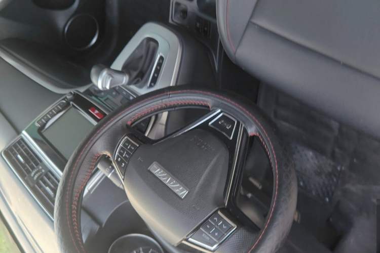 Used Haval M6 2019 1.5T DCT Two-Wheel Drive Elite Version China V Standard Interior 2