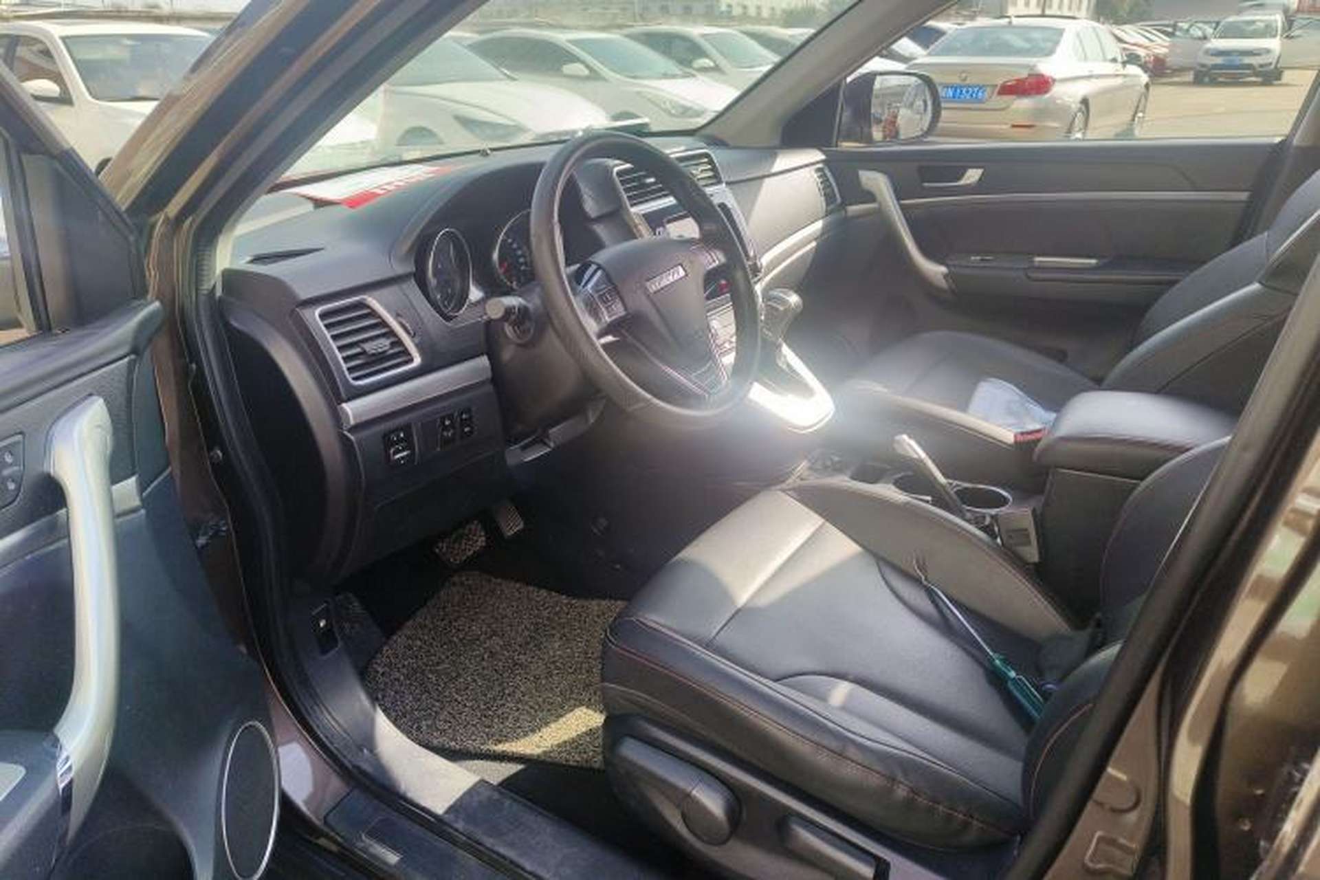 Used Haval M6 2019 1.5T DCT Two-Wheel Drive Value Edition China VI Standard Interior 3