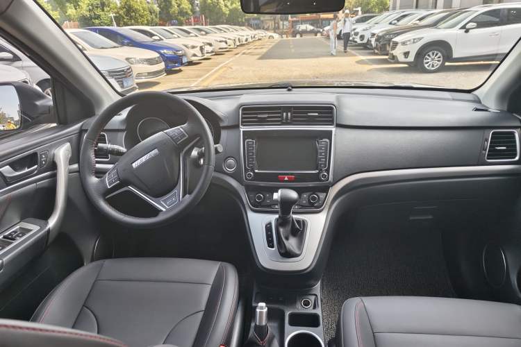 Used Haval M6 2019 1.5T DCT Two-Wheel Drive Elite Version China VI Standard Left Front Seat