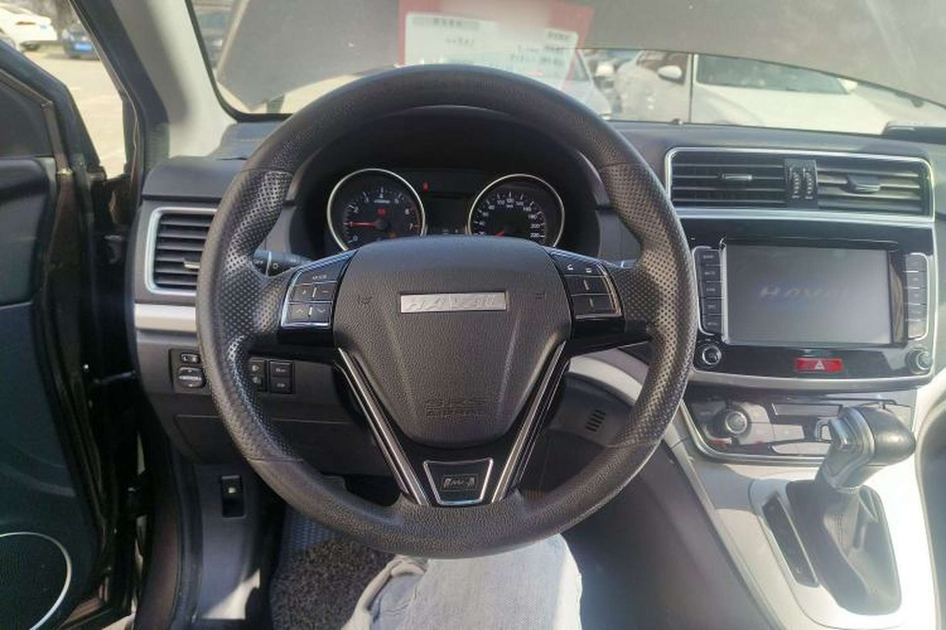 Used Haval M6 2019 1.5T DCT Two-Wheel Drive Value Edition China VI Standard Steering Wheel
