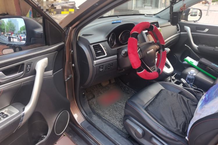 Used Haval M6 2019 1.5T DCT Two-Wheel Drive Elite Version China V Standard Driver Seat