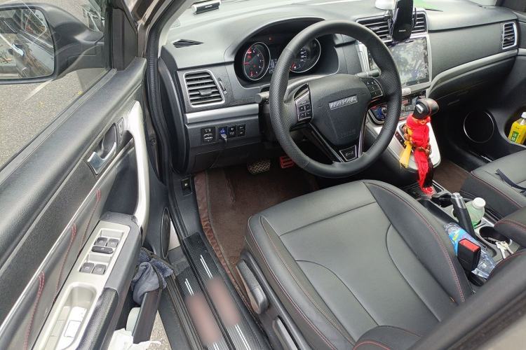 Used Haval M6 2019 1.5T DCT Two-Wheel Drive Value Edition China VI Standard Driver Seat